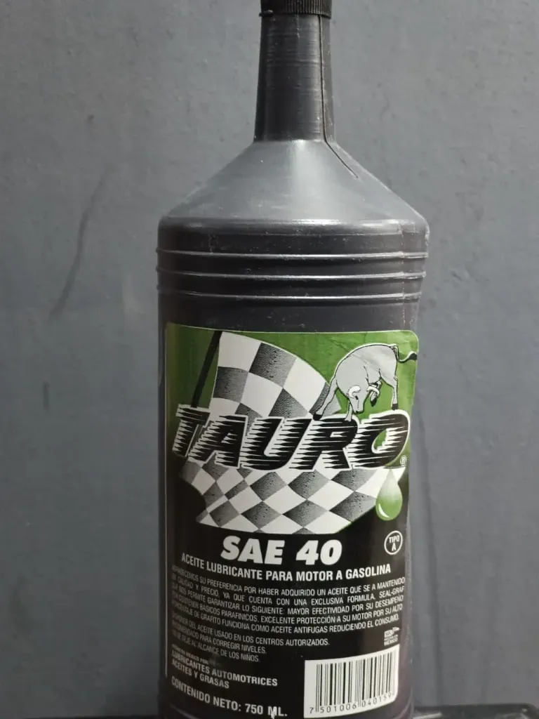 ACEITE PARA MOTOR SAE 40 TAURO ECO 700ML